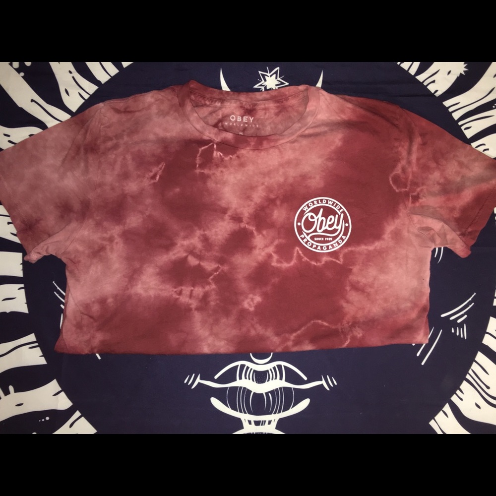 Obey top